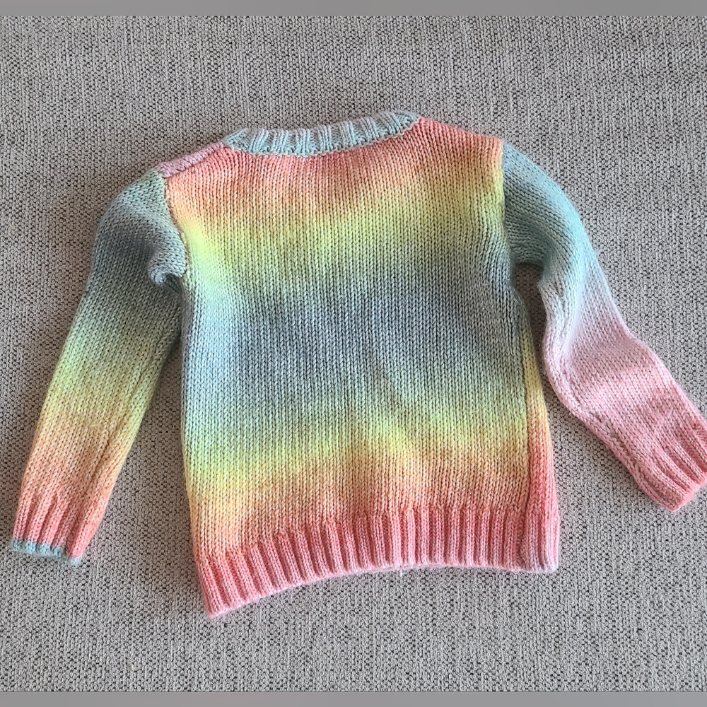 Fun colorful Kids Sweater - Picture 2 of 3